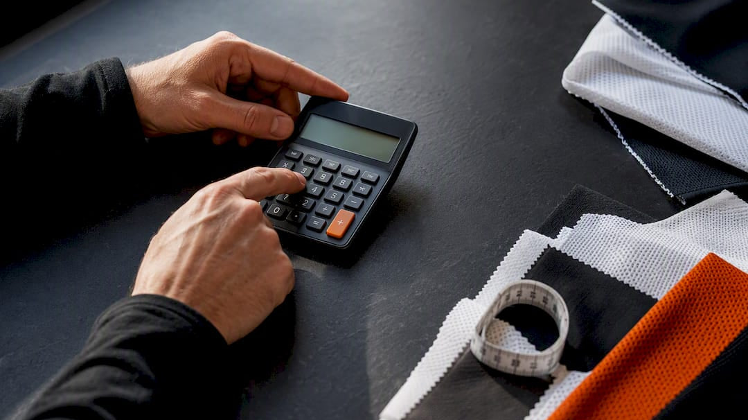 Calculating custom hockey apparel order costs