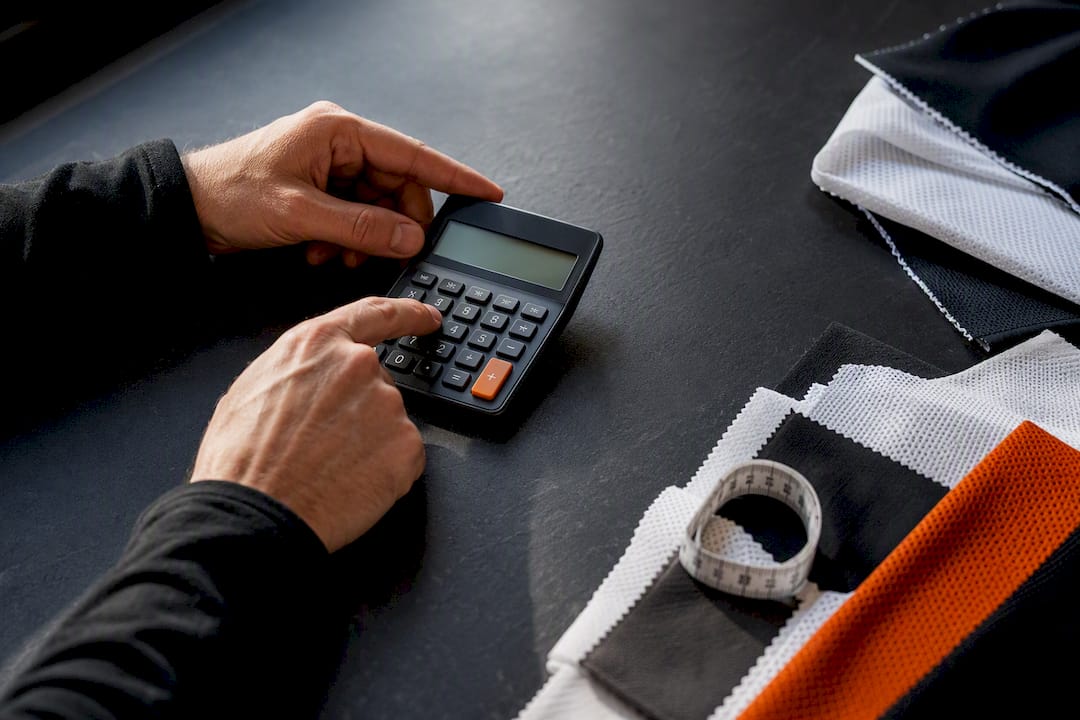 Calculating custom hockey apparel order costs