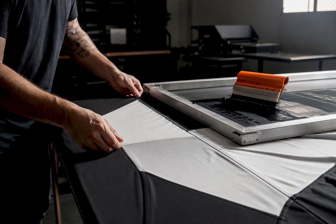 Artwork aligned around a jersey seam